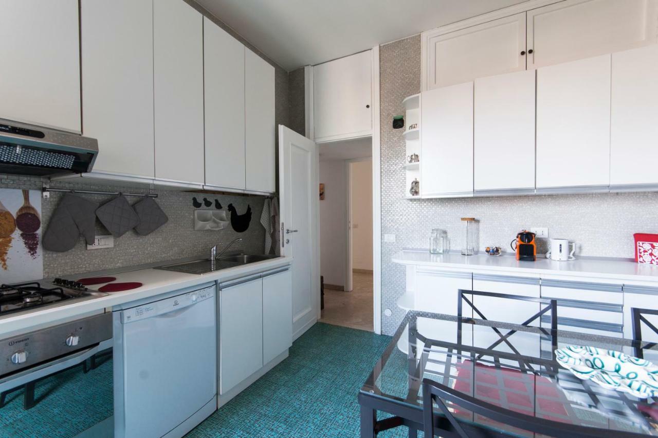 Apartment Luxurious 4bdr Penthouse Near Duomo Cathedral Mailand